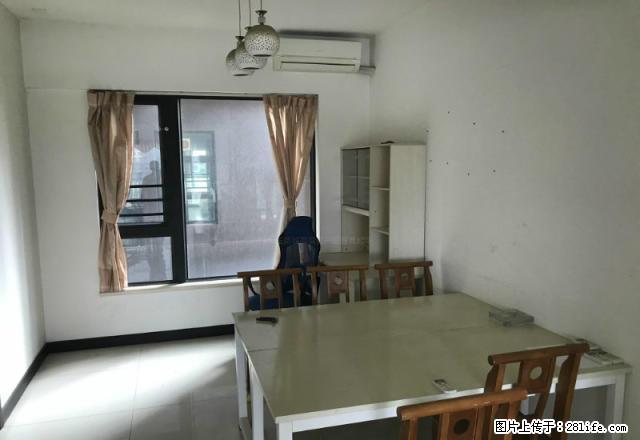 南屏 新城五期 温馨豪装五房 价格可议 拎包入住 - 房屋出租 - 房屋租售 - 珠海分类信息 - 珠海28生活网 zh.28life.net